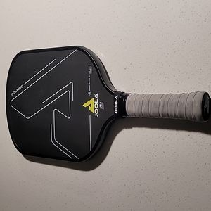 Joola 14 mm swift Solaire pickleball paddle